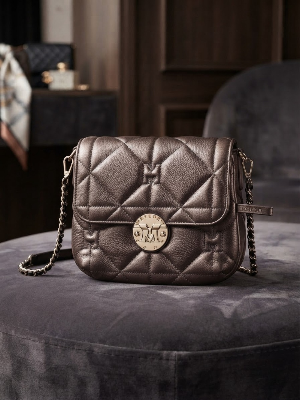 Metro city Crossbody Bag